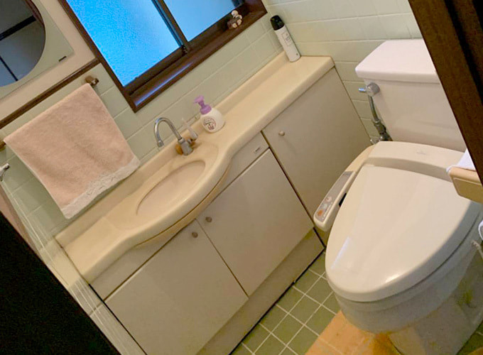 トイレリフォーム＿リフォーム前